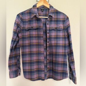 Patagonia Plaid Shirt in Purple, Blue and Pink size XS